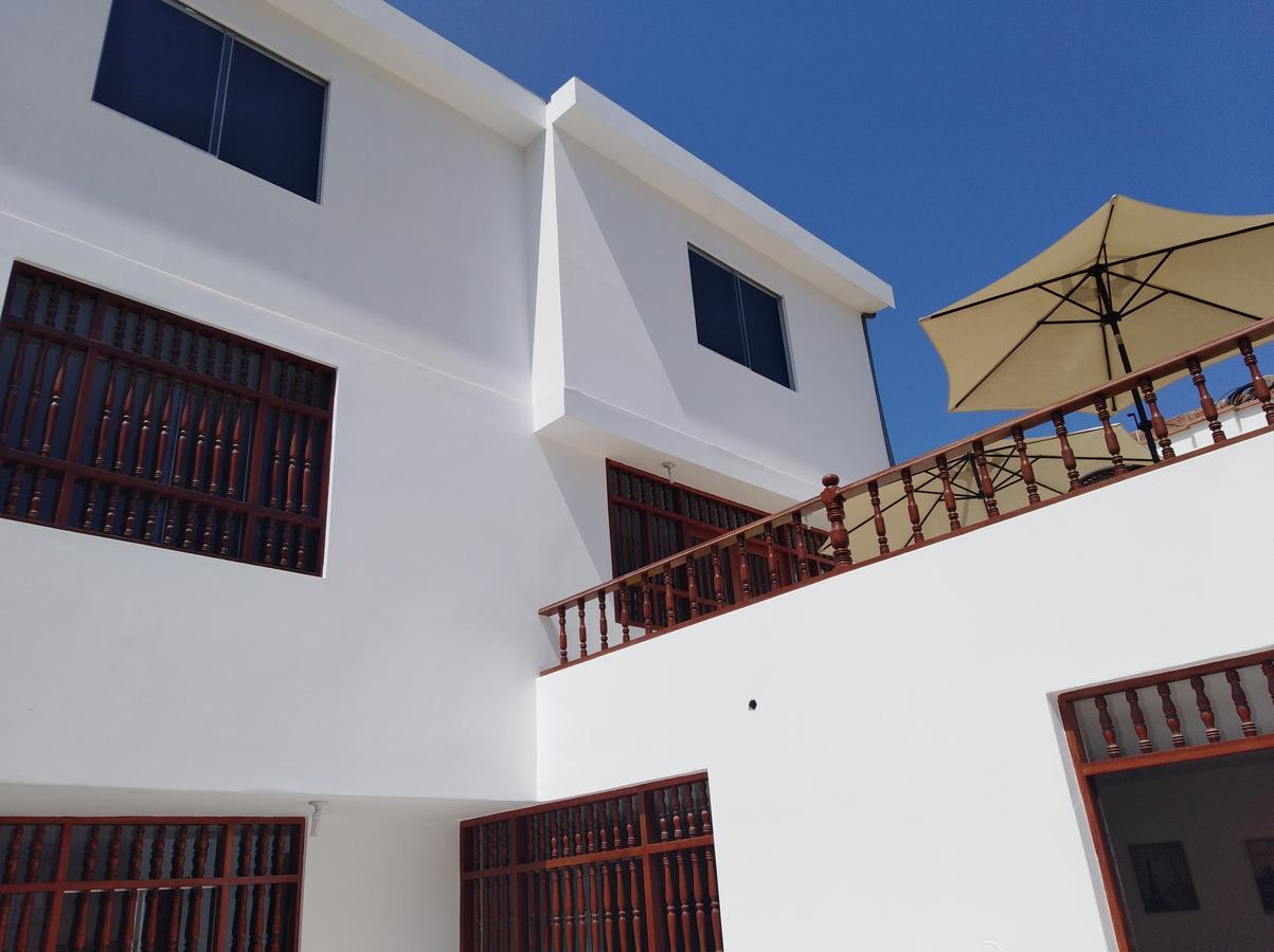 Punta Huanchaco Hostel מראה חיצוני תמונה