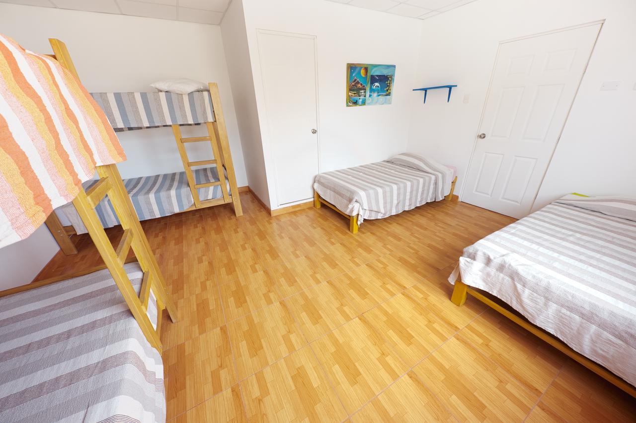 Punta Huanchaco Hostel מראה חיצוני תמונה